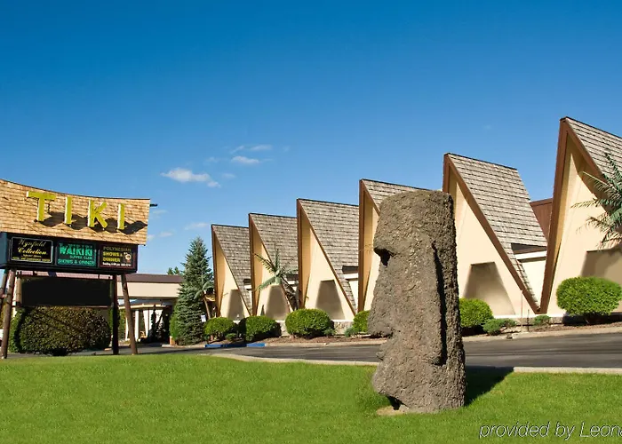 Tiki Resort - Lake George